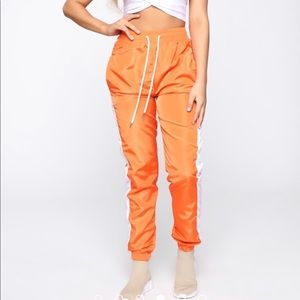 COPY - Mia windbreaker joggers orange fashionova